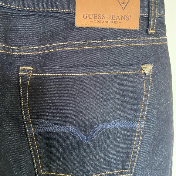 Men’s Guess jeans - Picture 8 of 8